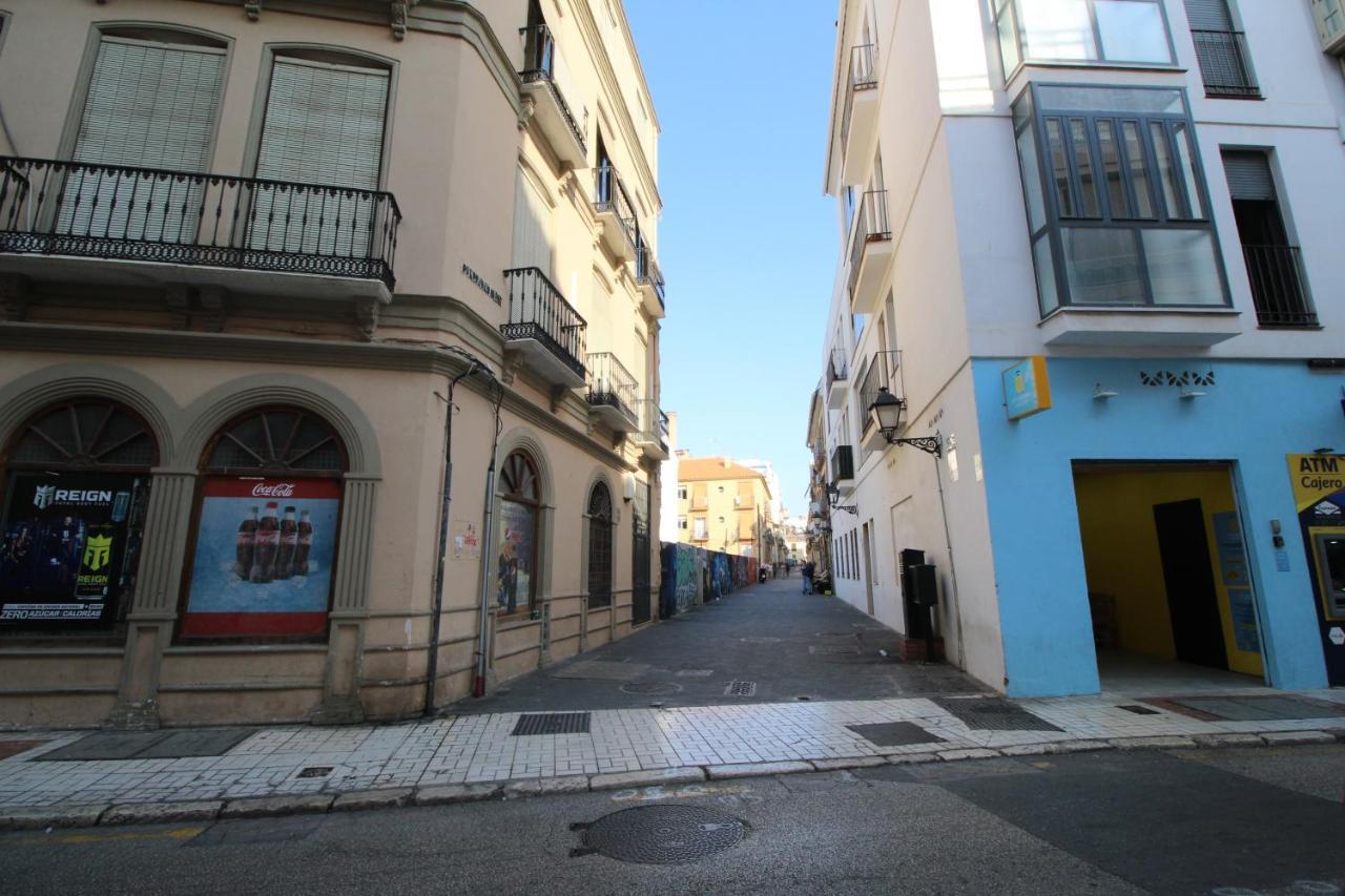 Del Parque Flats Alvarez Suite Malaga Exterior photo